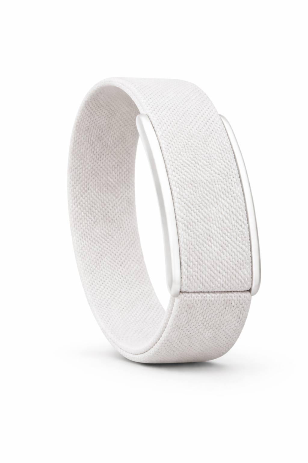 Nura bracelet in white